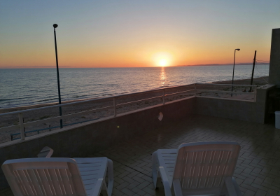 Casa Vacanze Villetta Bivani Con Terrazza Fronte Mare